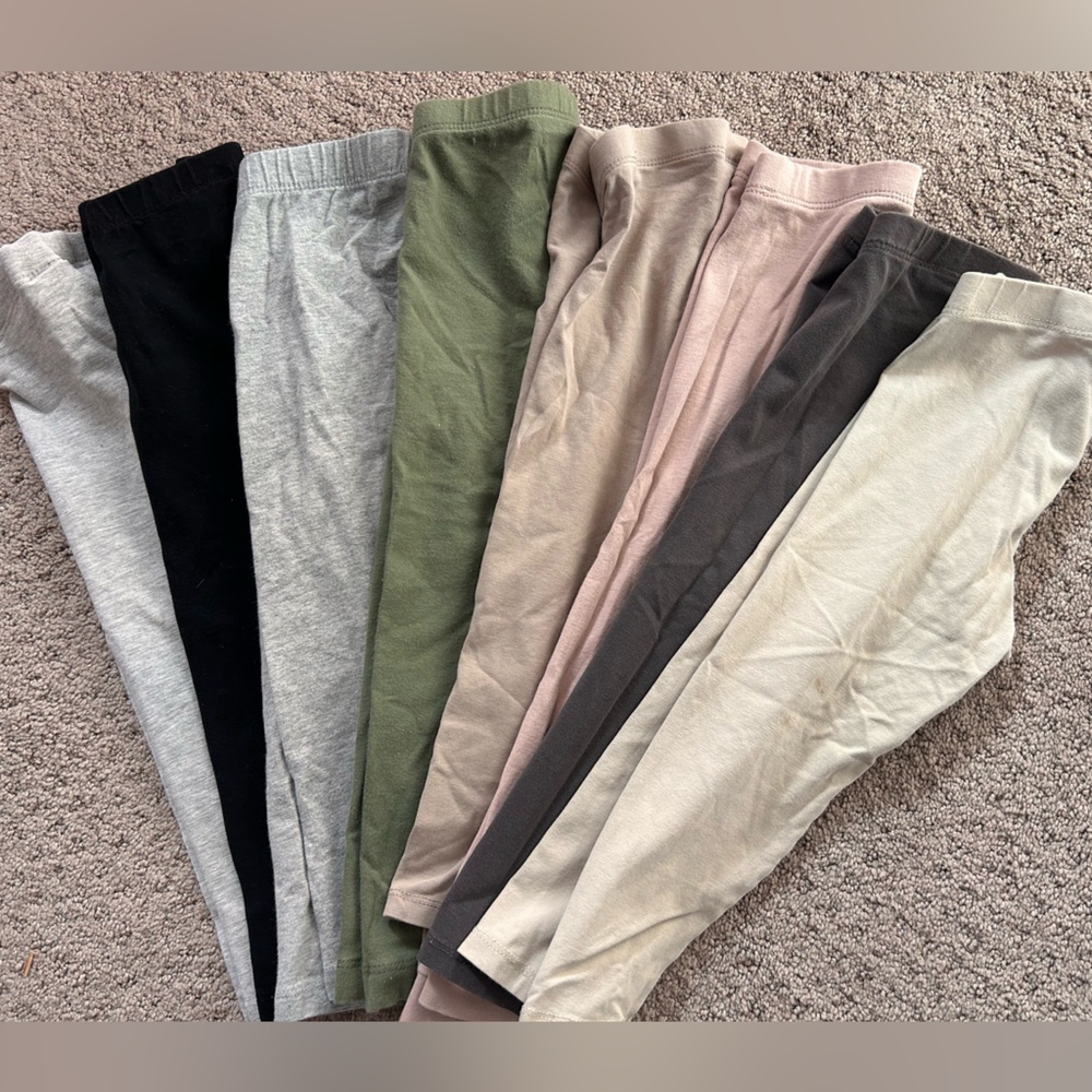 Lot of 8 Non-Patterned Girls Leggings